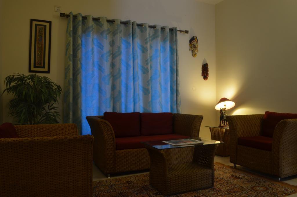 העיר בנגלור Luxtay Suites מראה חיצוני תמונה